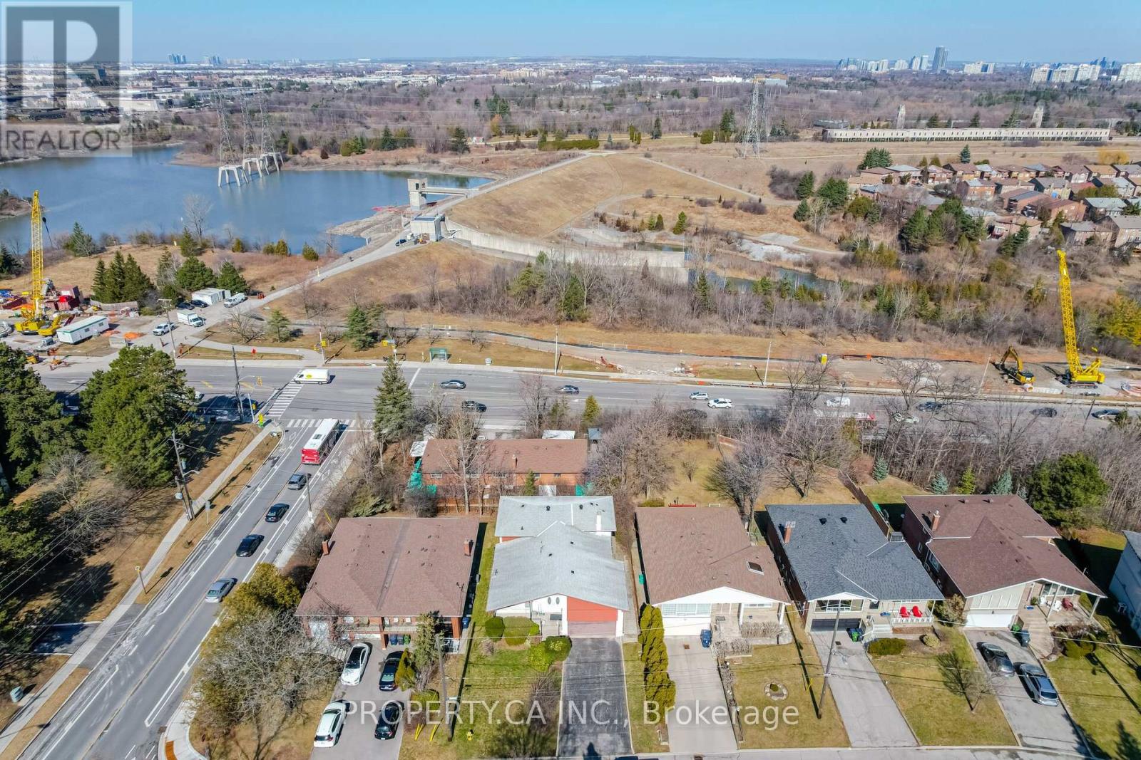 701 Finch Avenue W, Toronto, Ontario  M3H 4X4 - Photo 22 - C12486967