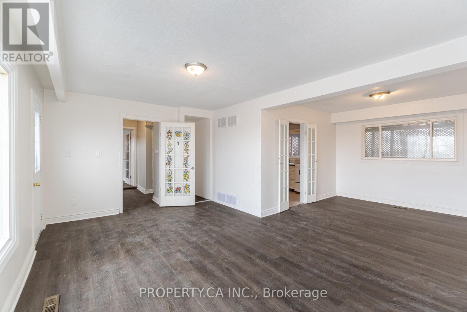 701 Finch Avenue W, Toronto, Ontario  M3H 4X4 - Photo 9 - C12486967