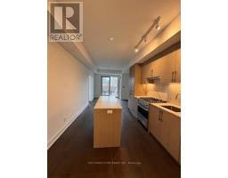 401 - 8 MANOR ROAD W, Toronto, Ontario
