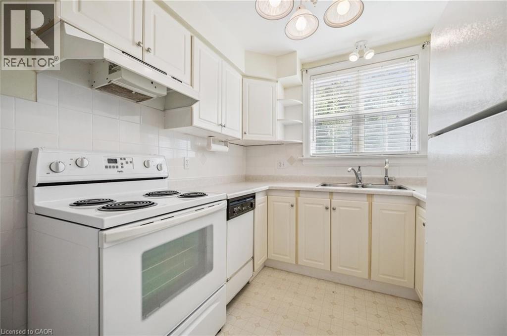 41 Brunswick Avenue, Kitchener, Ontario  N2H 4E7 - Photo 11 - 40763082