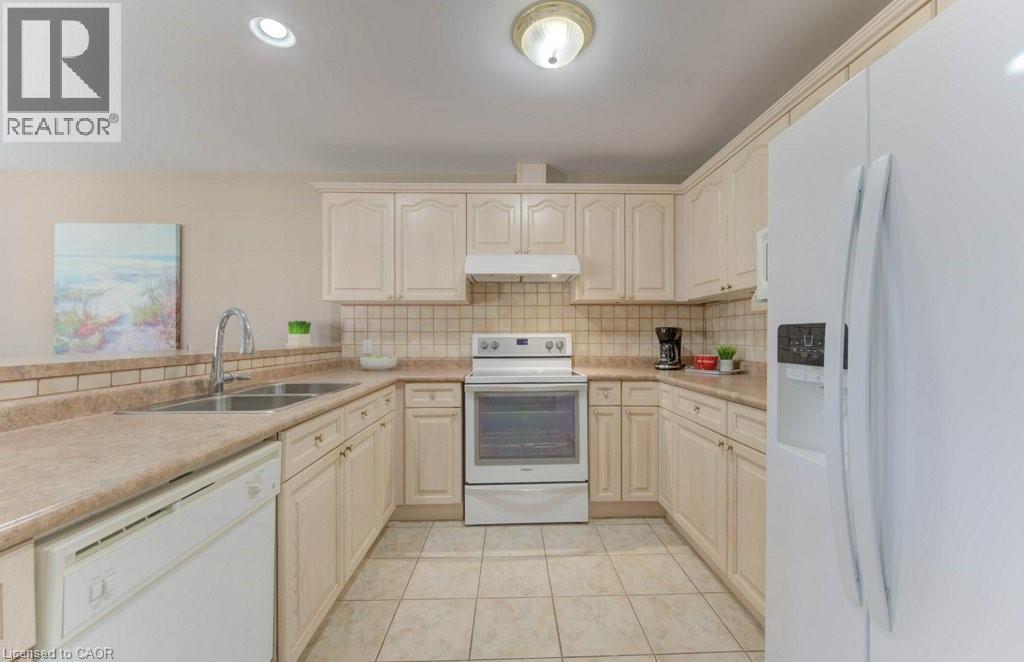 1662 Erb's Road Unit# 14, St. Agatha, Ontario  N0B 2L0 - Photo 11 - 40767291