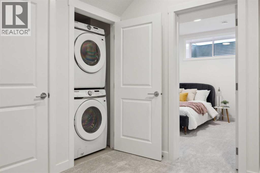 209 Southbow Drive, Cochrane, Alberta  T4C 3J3 - Photo 47 - A2265512