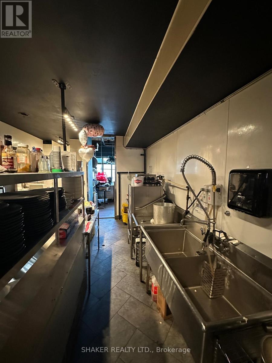 89 Clarence Street, Ottawa, Ontario  K1N 5P5 - Photo 11 - X12486971