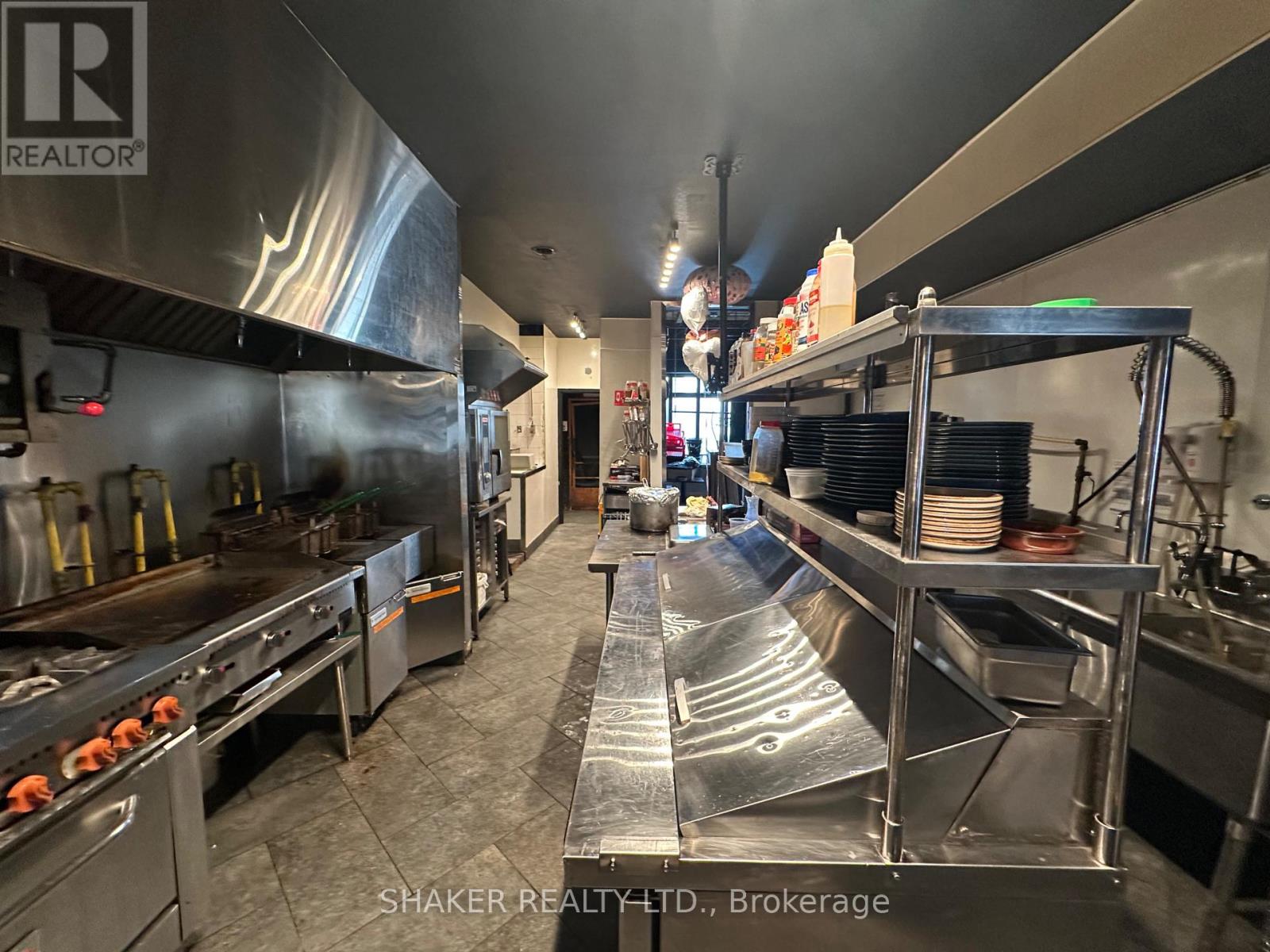 89 Clarence Street, Ottawa, Ontario  K1N 5P5 - Photo 12 - X12486971