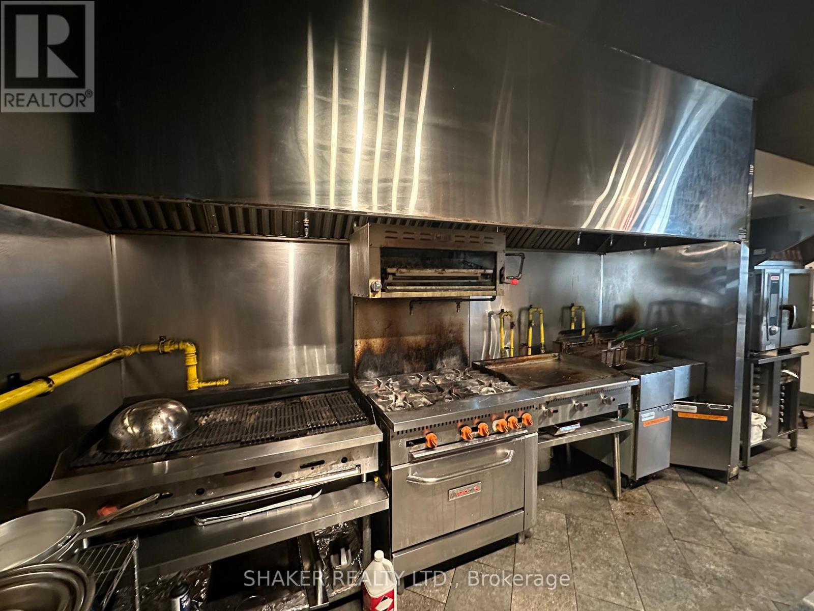 89 Clarence Street, Ottawa, Ontario  K1N 5P5 - Photo 13 - X12486971