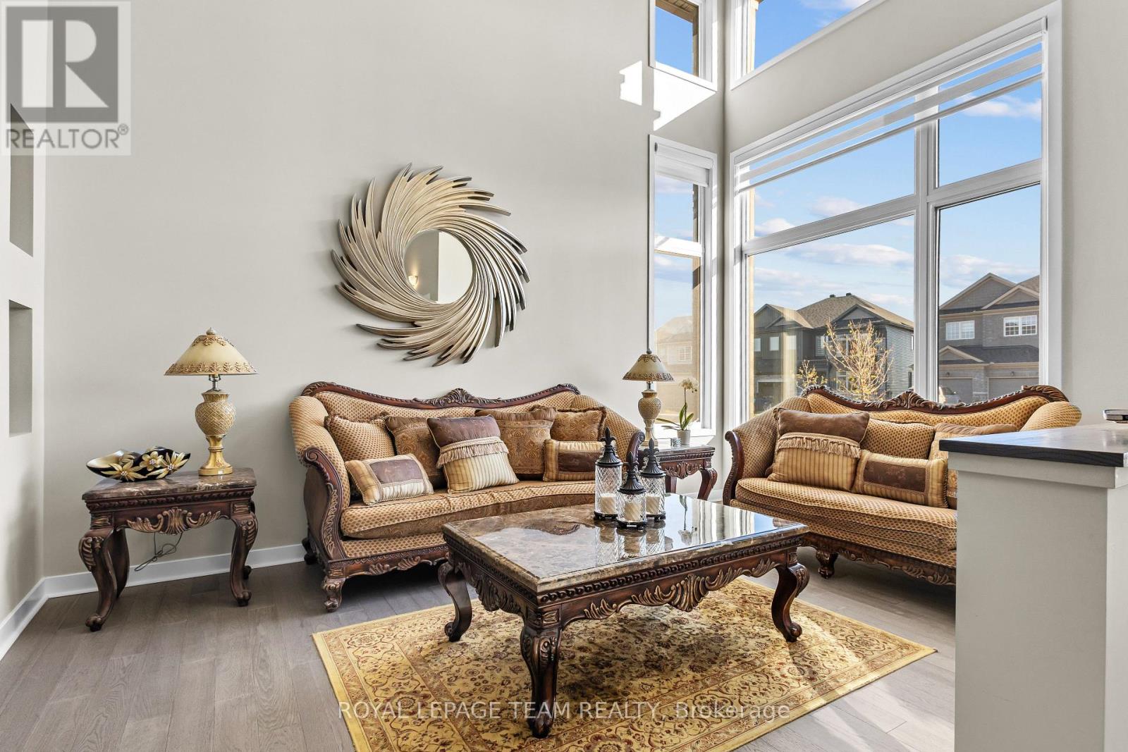 28 Dun Skipper Drive, Ottawa, Ontario  K1X 0J3 - Photo 5 - X12486983