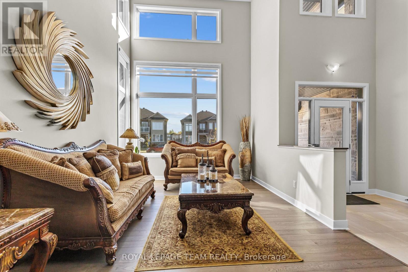 28 Dun Skipper Drive, Ottawa, Ontario  K1X 0J3 - Photo 6 - X12486983