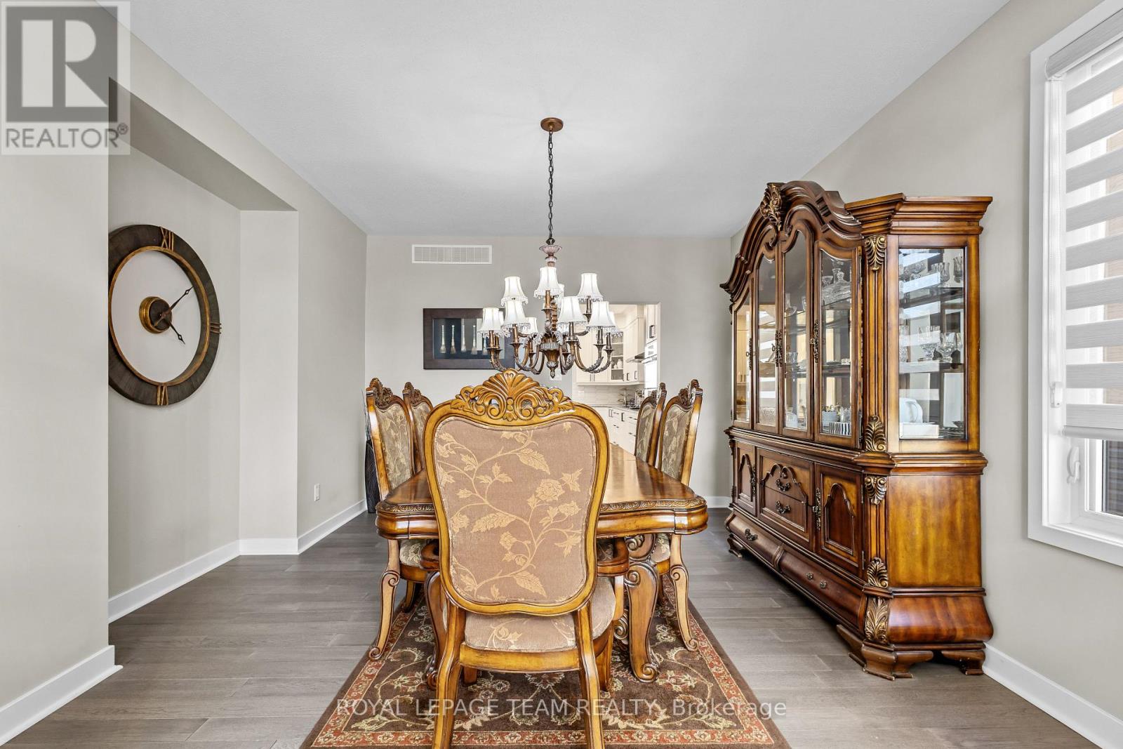 28 Dun Skipper Drive, Ottawa, Ontario  K1X 0J3 - Photo 8 - X12486983