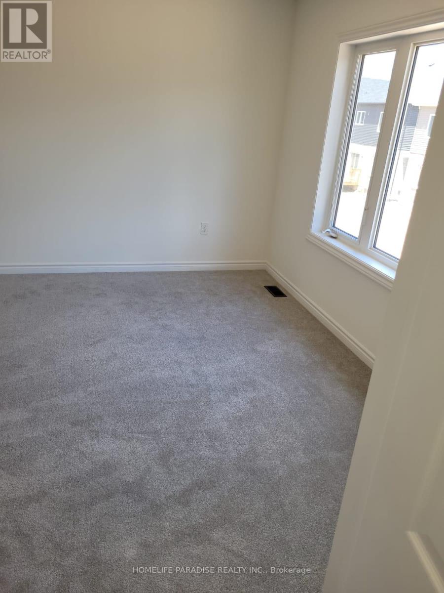 12 Poole Street, Brant, Ontario  N3T 5L8 - Photo 14 - X12486966