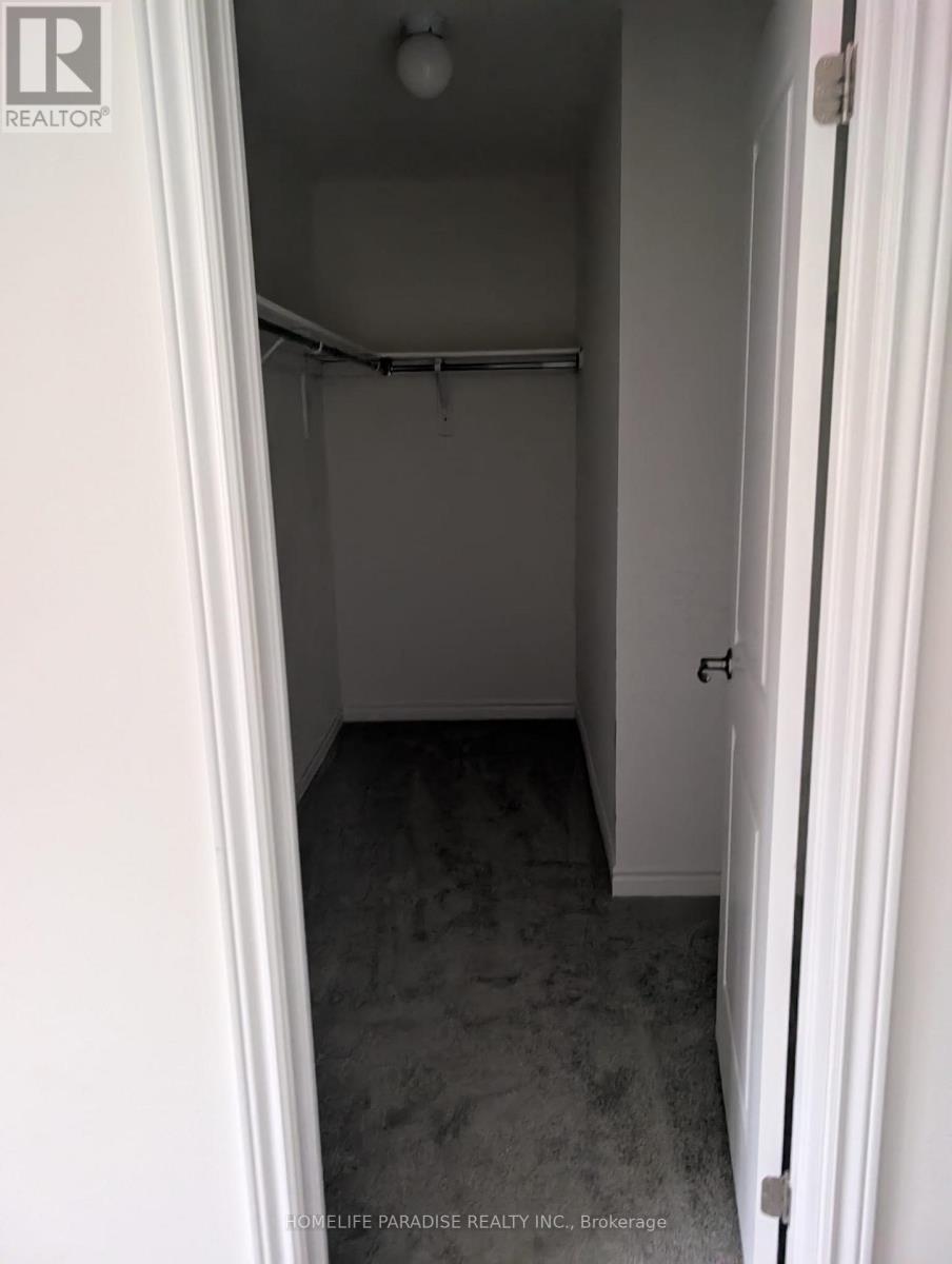 12 Poole Street, Brant, Ontario  N3T 5L8 - Photo 17 - X12486966