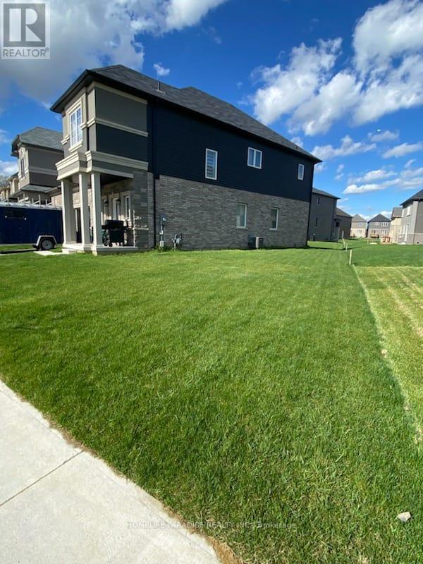 12 Poole Street, Brant, Ontario  N3T 5L8 - Photo 19 - X12486966