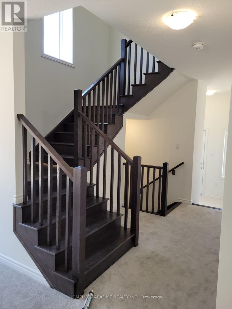 12 Poole Street, Brant, Ontario  N3T 5L8 - Photo 9 - X12486966