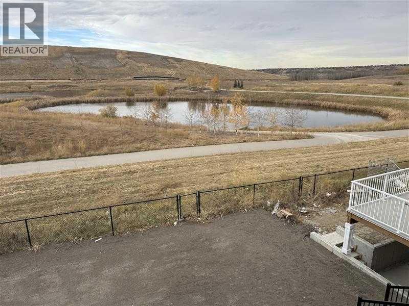 17 Walgrove Bay Se, Calgary, Alberta  T2X 5N9 - Photo 3 - A2260498