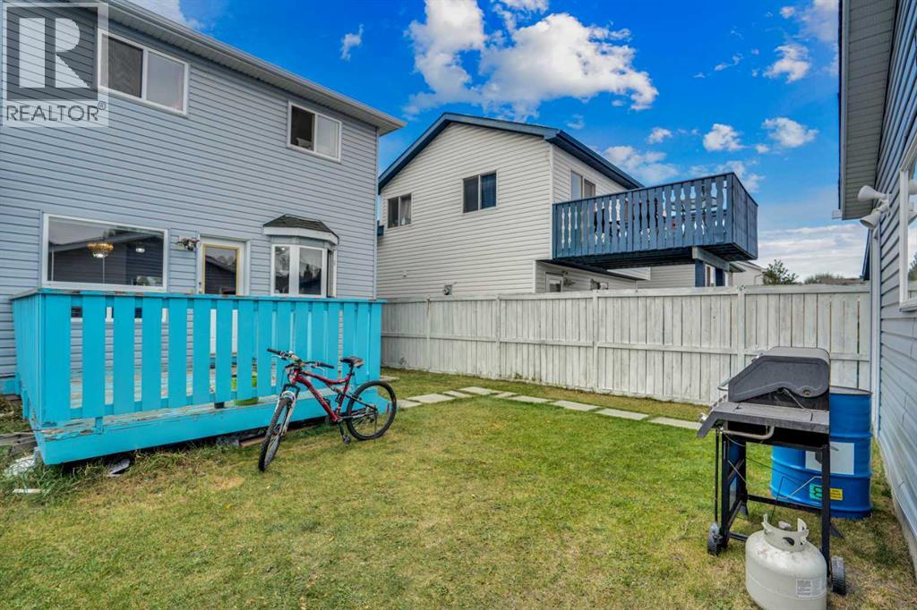137 Martin Crossing Manor Ne, Calgary, Alberta  T3J 3R6 - Photo 34 - A2260814