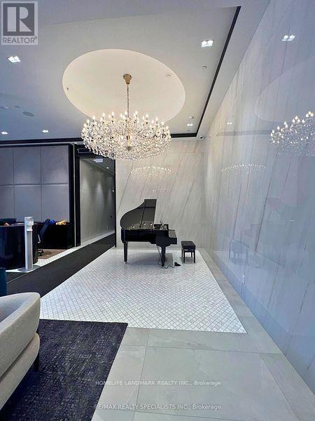 709 - 8 Wellesley Street Sw, Toronto, Ontario  M4Y 0J5 - Photo 6 - C12486972