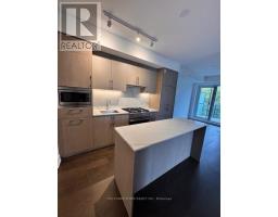 407 - 8 MANOR ROAD W, Toronto, Ontario