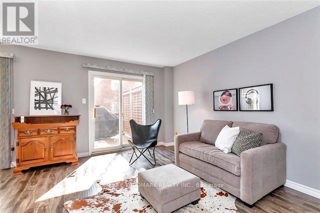 23 Hillfarm Drive, Toronto, Ontario  M1V 3C6 - Photo 4 - E12486978