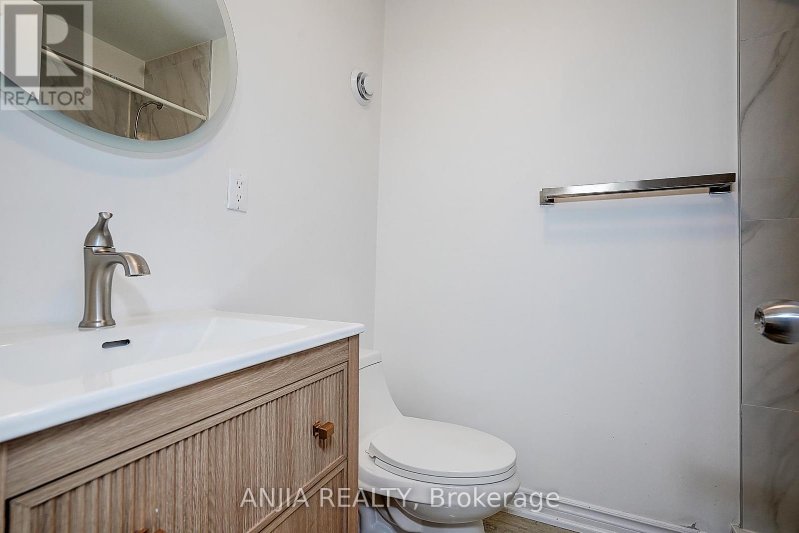 40 Foxglove Court, Markham, Ontario  L3R 3Y3 - Photo 35 - N12486975