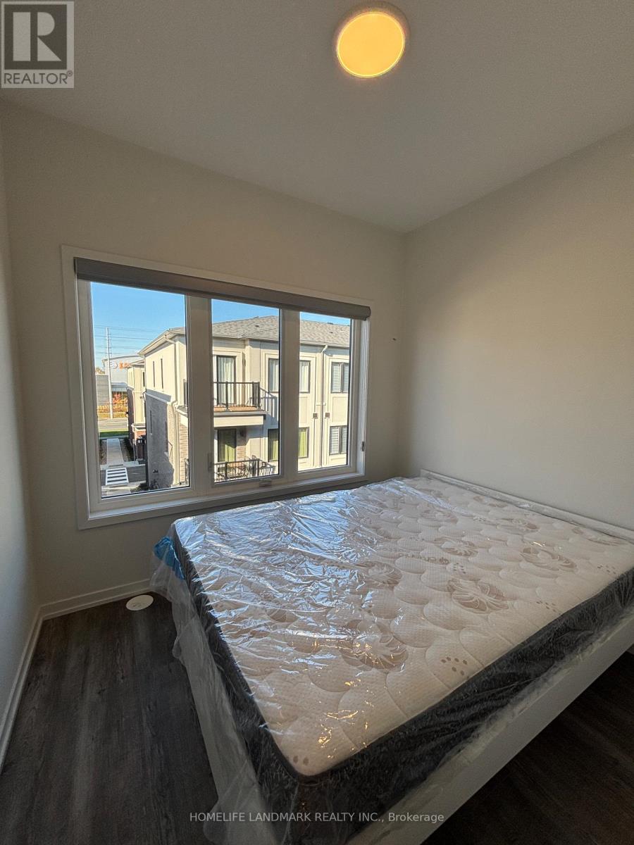 182 Matawin Lane, Richmond Hill, Ontario  L4B 3X9 - Photo 7 - N12486979