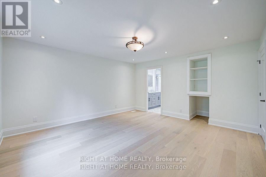 26375 Woodbine Ave Avenue, Georgina, Ontario  L4P 3E9 - Photo 15 - N12486980