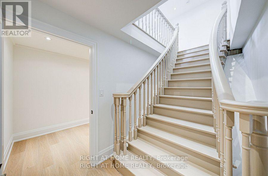 26375 Woodbine Ave Avenue, Georgina, Ontario  L4P 3E9 - Photo 20 - N12486980