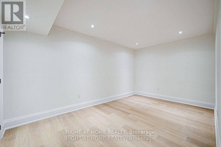 26375 Woodbine Ave Avenue, Georgina, Ontario  L4P 3E9 - Photo 32 - N12486980