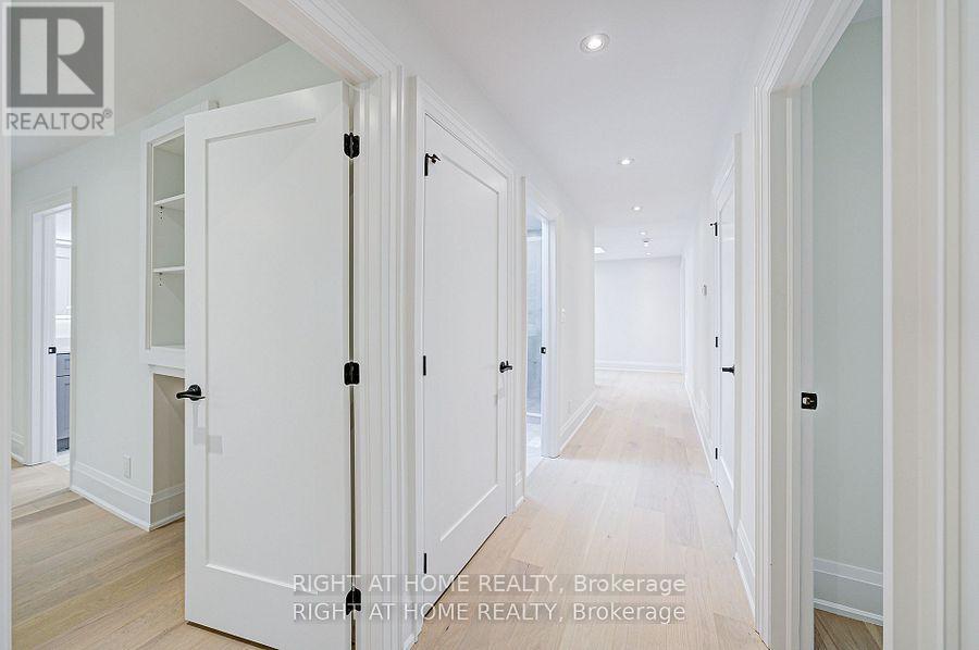 26375 Woodbine Ave Avenue, Georgina, Ontario  L4P 3E9 - Photo 8 - N12486980