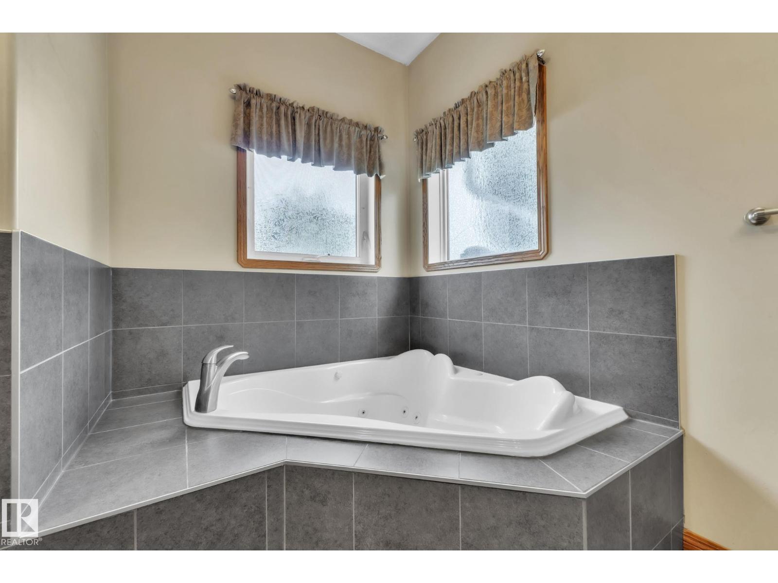 1217 Summerside Dr Sw, Edmonton, Alberta  T6X 1C5 - Photo 26 - E4460130