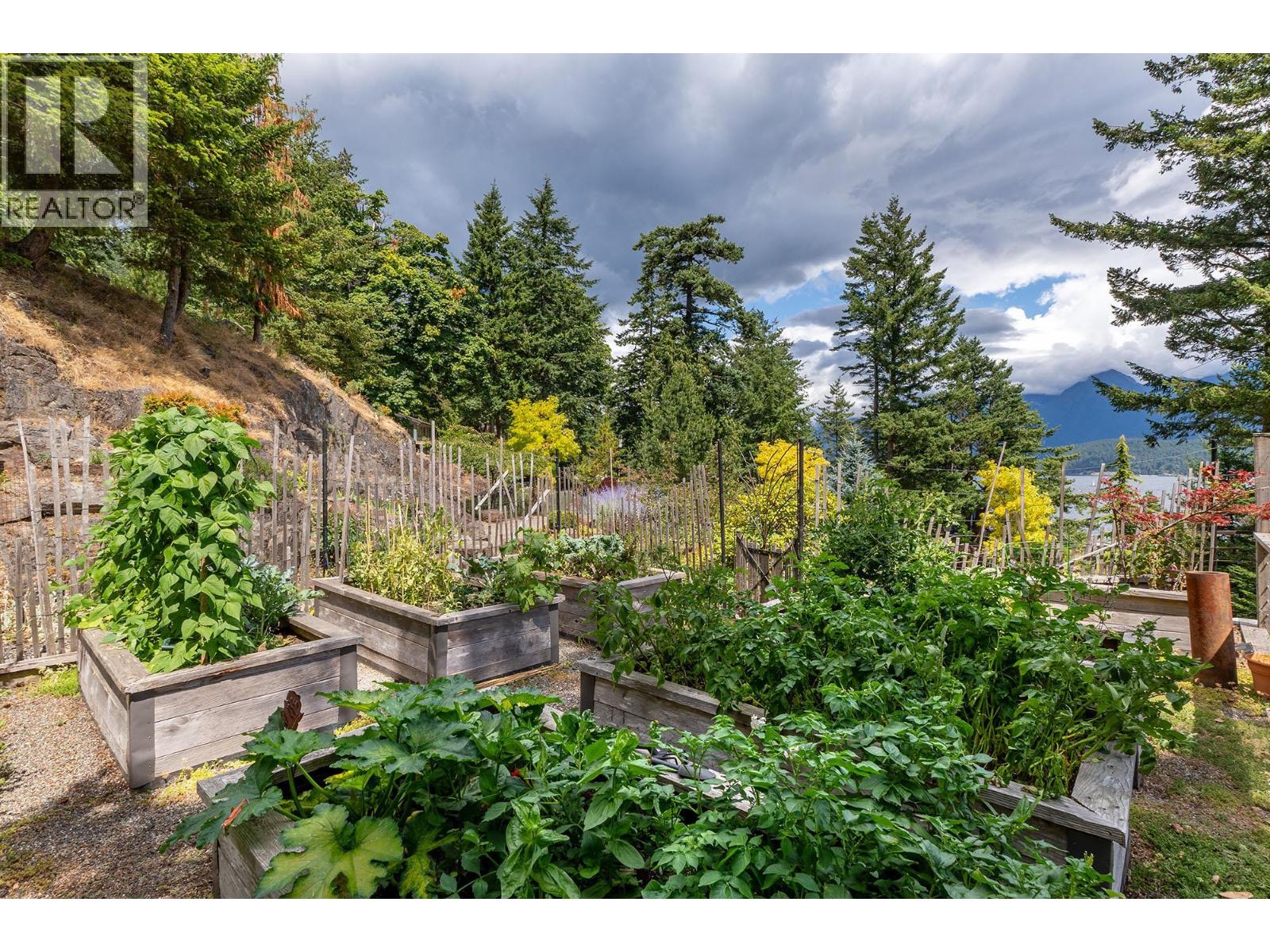 1545 Eagle Cliff Road, Bowen Island, British Columbia  V0N 1G1 - Photo 21 - R3024226