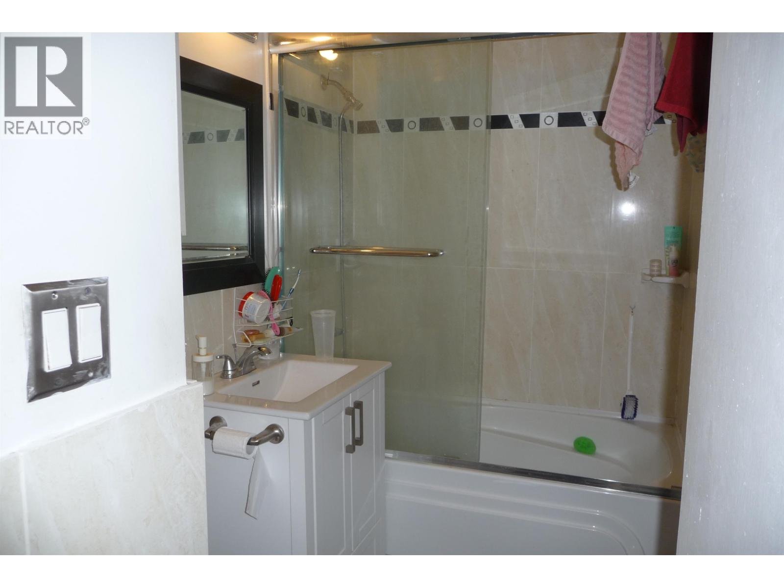 5249 Hoy Street, Vancouver, British Columbia  V5R 4N9 - Photo 5 - R3060635