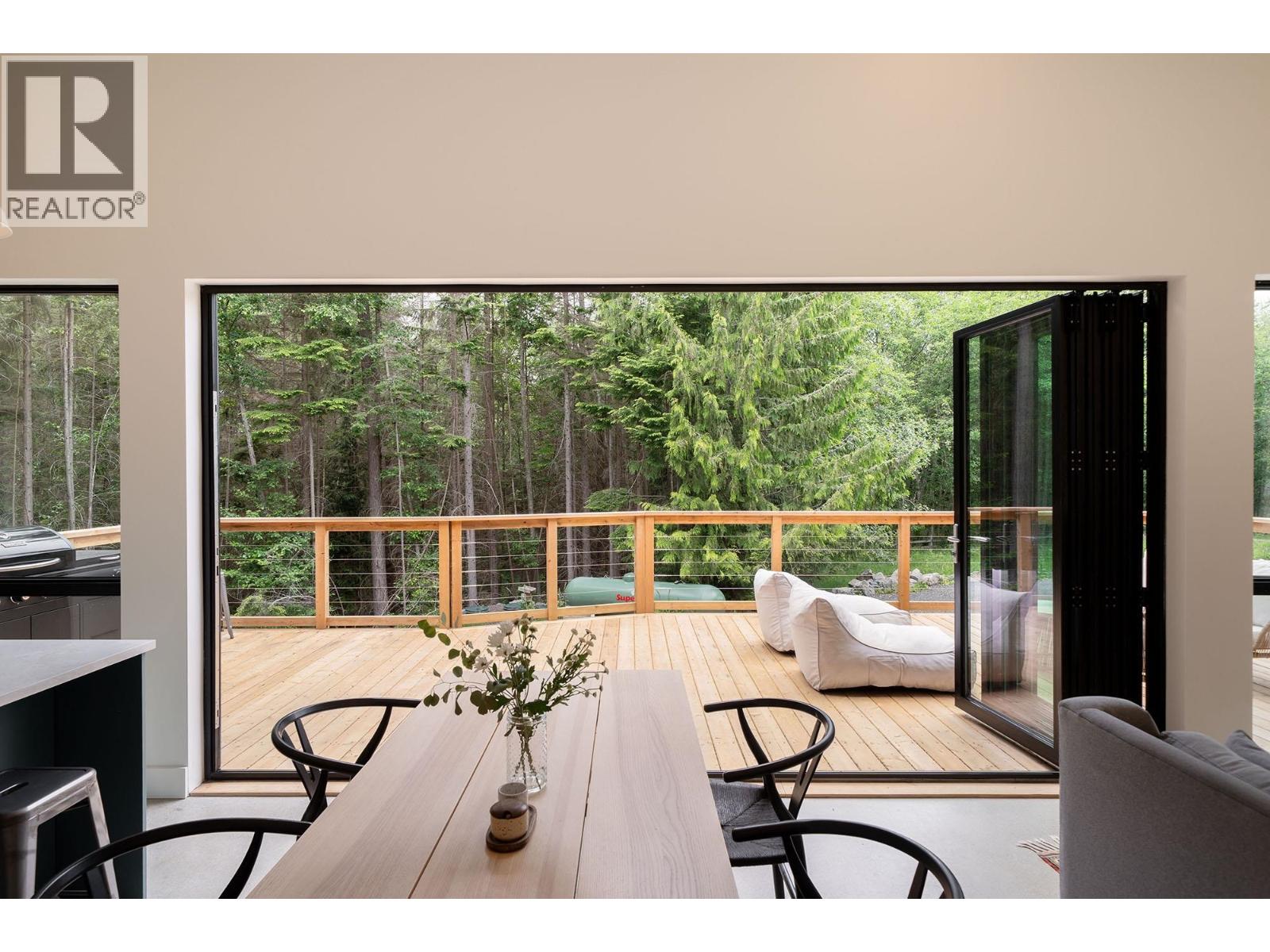 1290 Cowan Point Drive, Bowen Island, British Columbia  V0N 1G2 - Photo 1 - R3020217