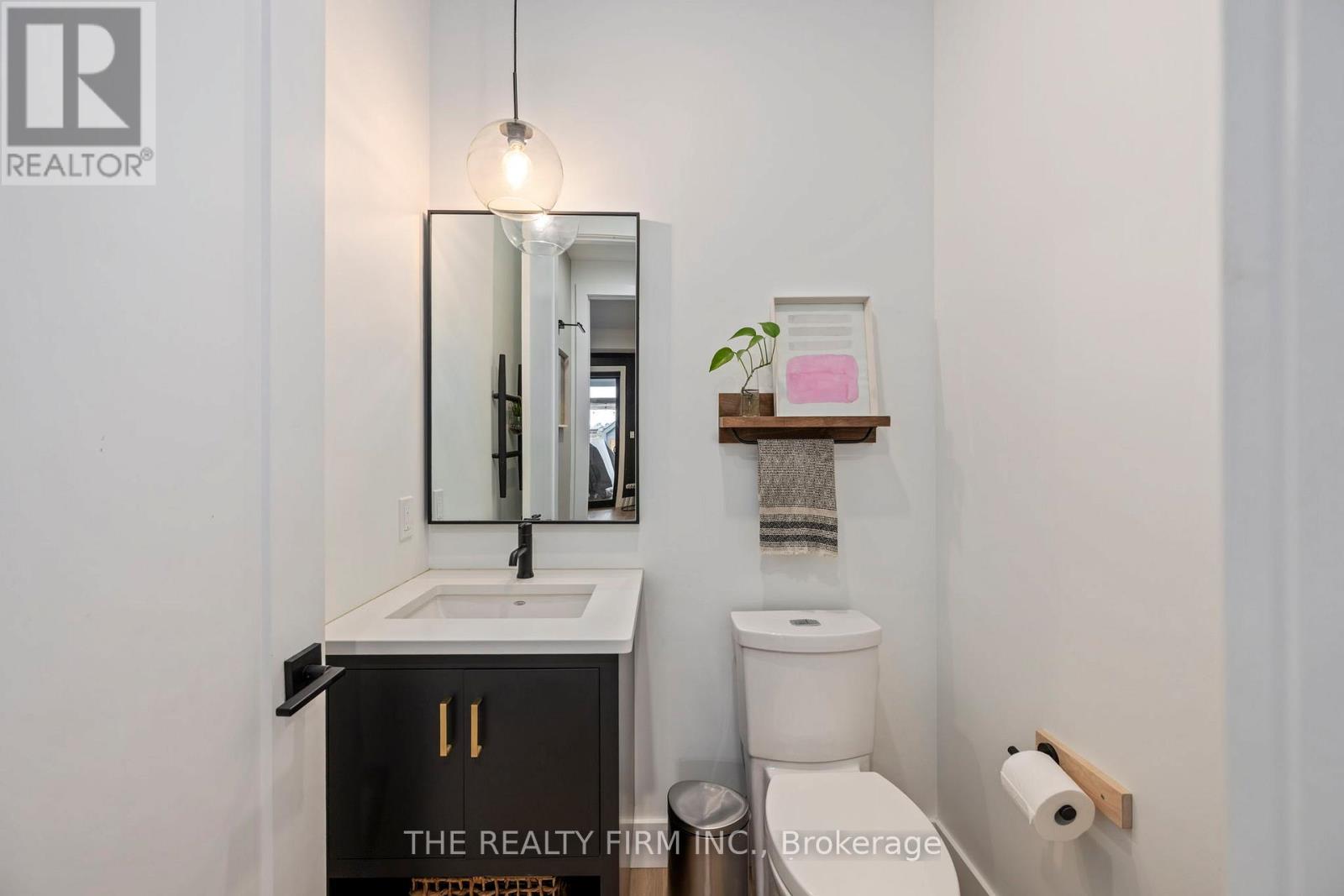 2568 Lucas Avenue, Strathroy-Caradoc (Mount Brydges), Ontario  N0L 1W0 - Photo 21 - X12486989