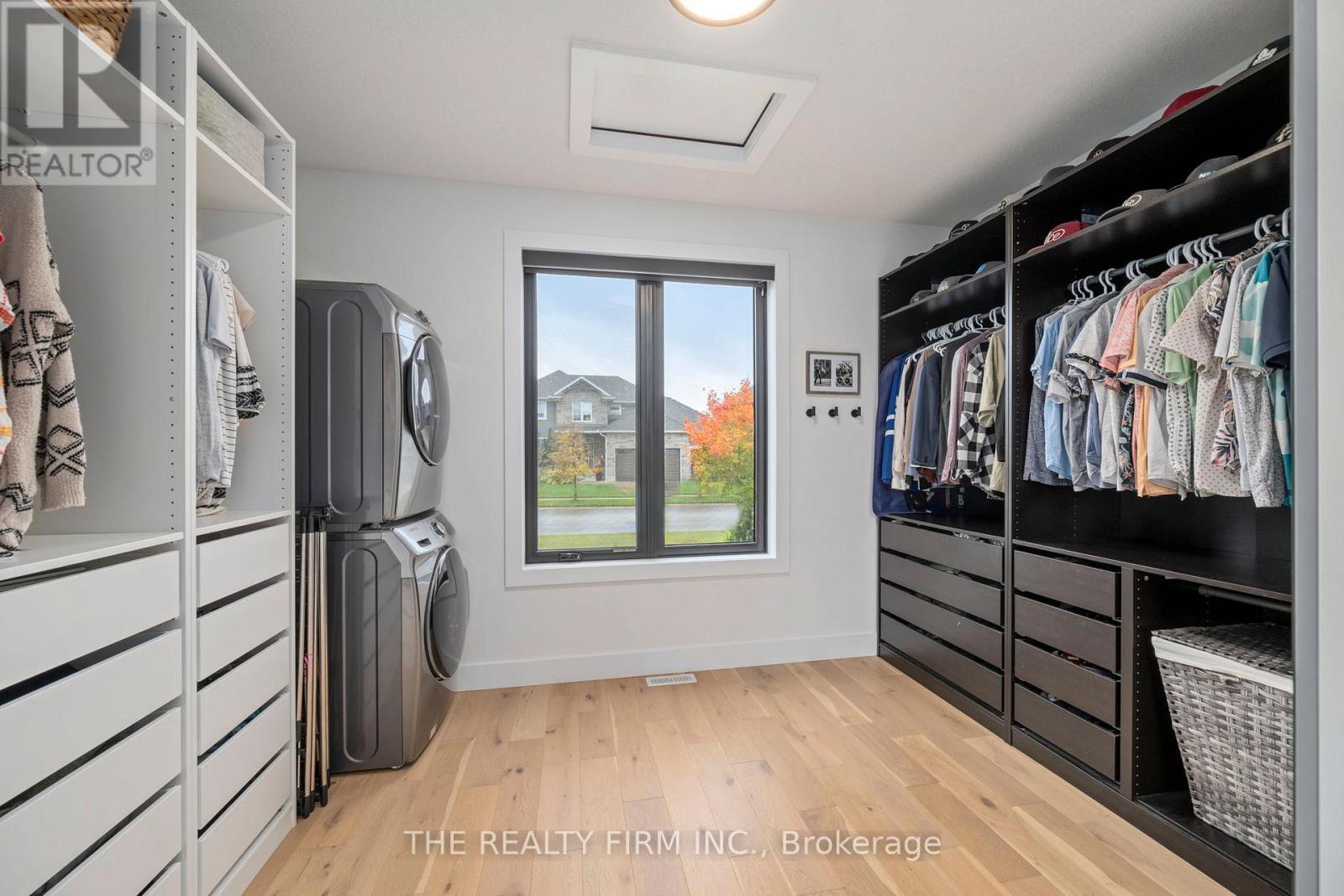 2568 Lucas Avenue, Strathroy-Caradoc (Mount Brydges), Ontario  N0L 1W0 - Photo 26 - X12486989