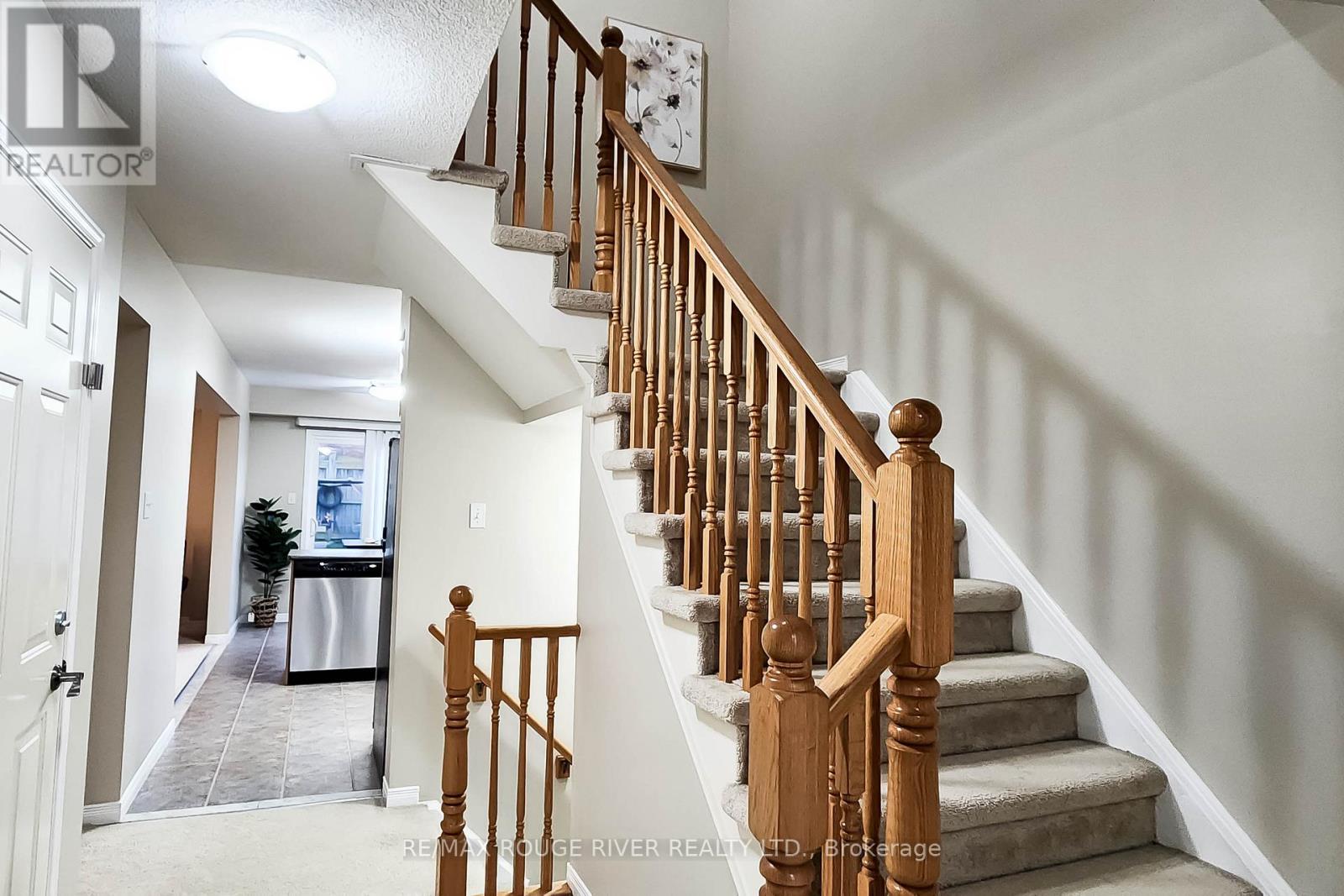 74 Meadow Wood Crescent, Hamilton, Ontario  L8J 3Z8 - Photo 11 - X12486973
