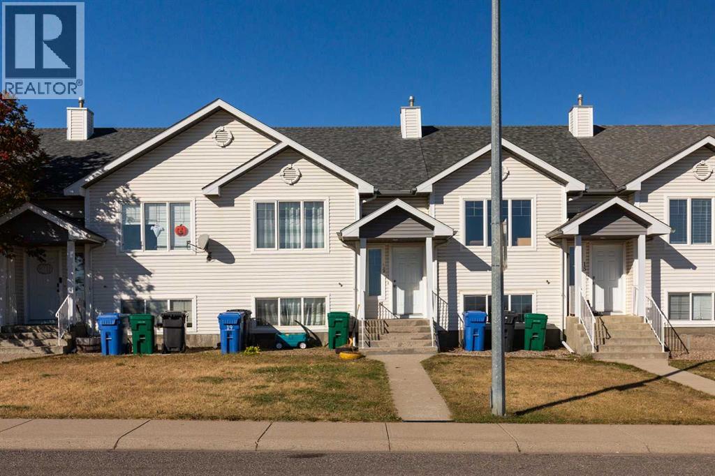 19 Blackfoot Boulevard W, Lethbridge, Alberta
