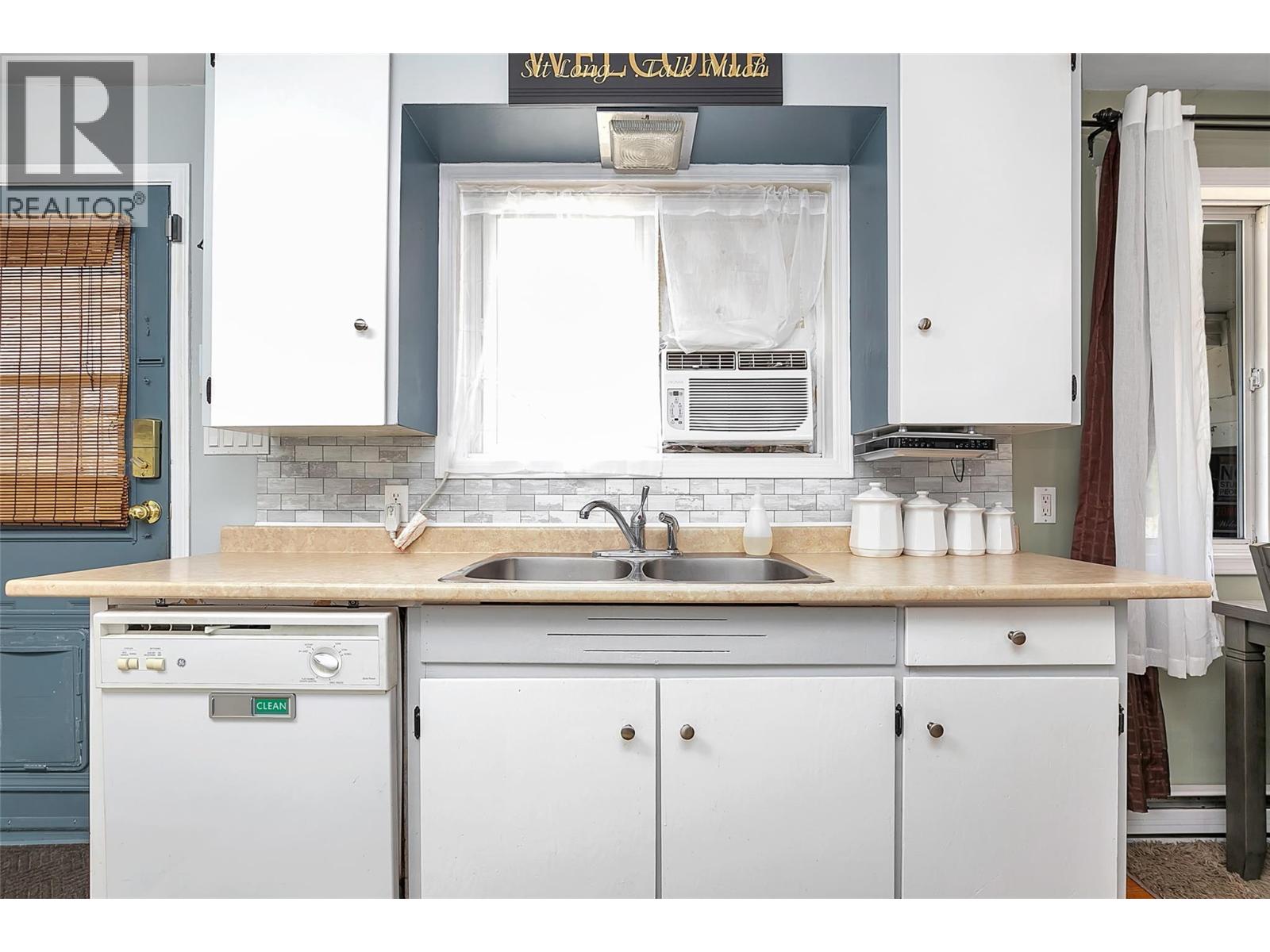 155 Sadler Road, Kelowna, British Columbia  V1X 2Y6 - Photo 13 - 10352564