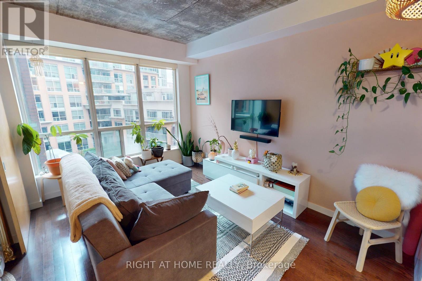 403 - 1 Shaw Street, Toronto, Ontario  M6K 0A1 - Photo 12 - C12487003