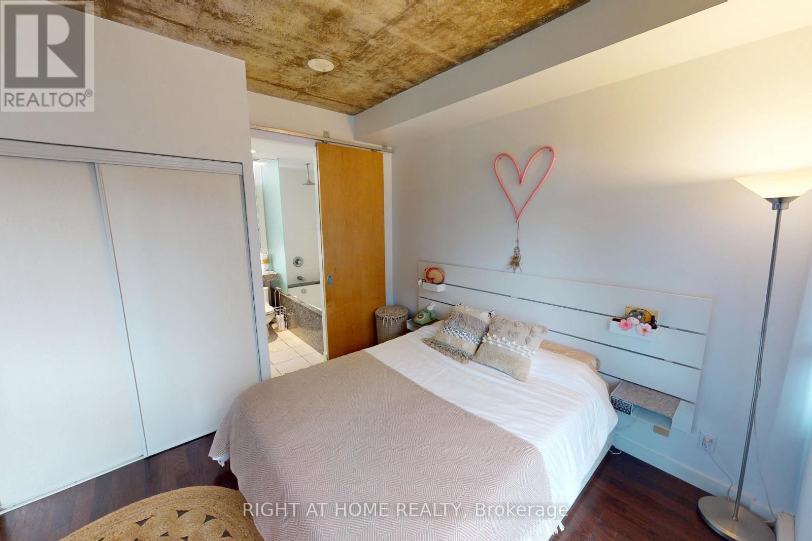 403 - 1 Shaw Street, Toronto, Ontario  M6K 0A1 - Photo 20 - C12487003