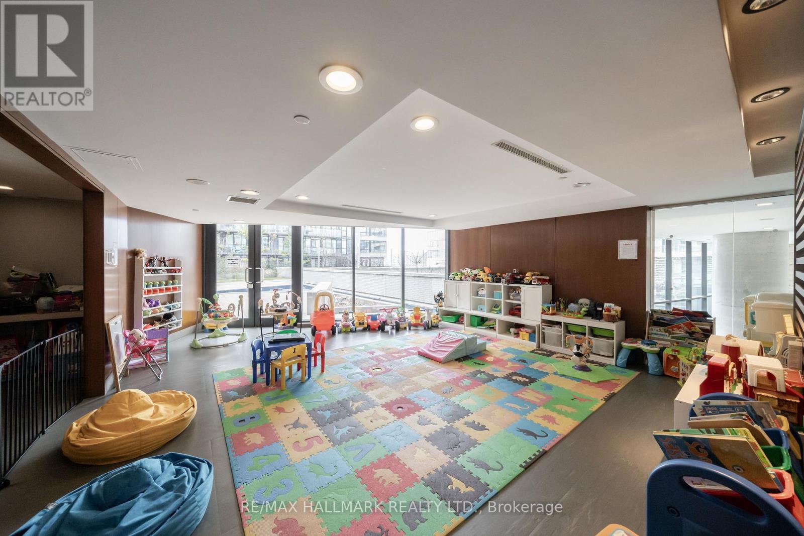 3008 - 25 Capreol Court, Toronto, Ontario  M5V 3Z7 - Photo 27 - C12487007