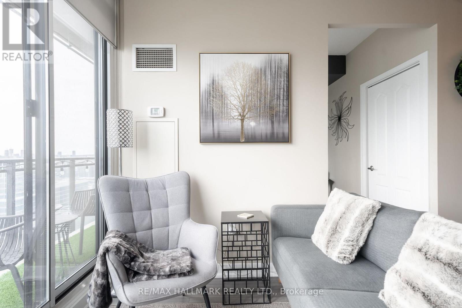 3008 - 25 Capreol Court, Toronto, Ontario  M5V 3Z7 - Photo 5 - C12487007