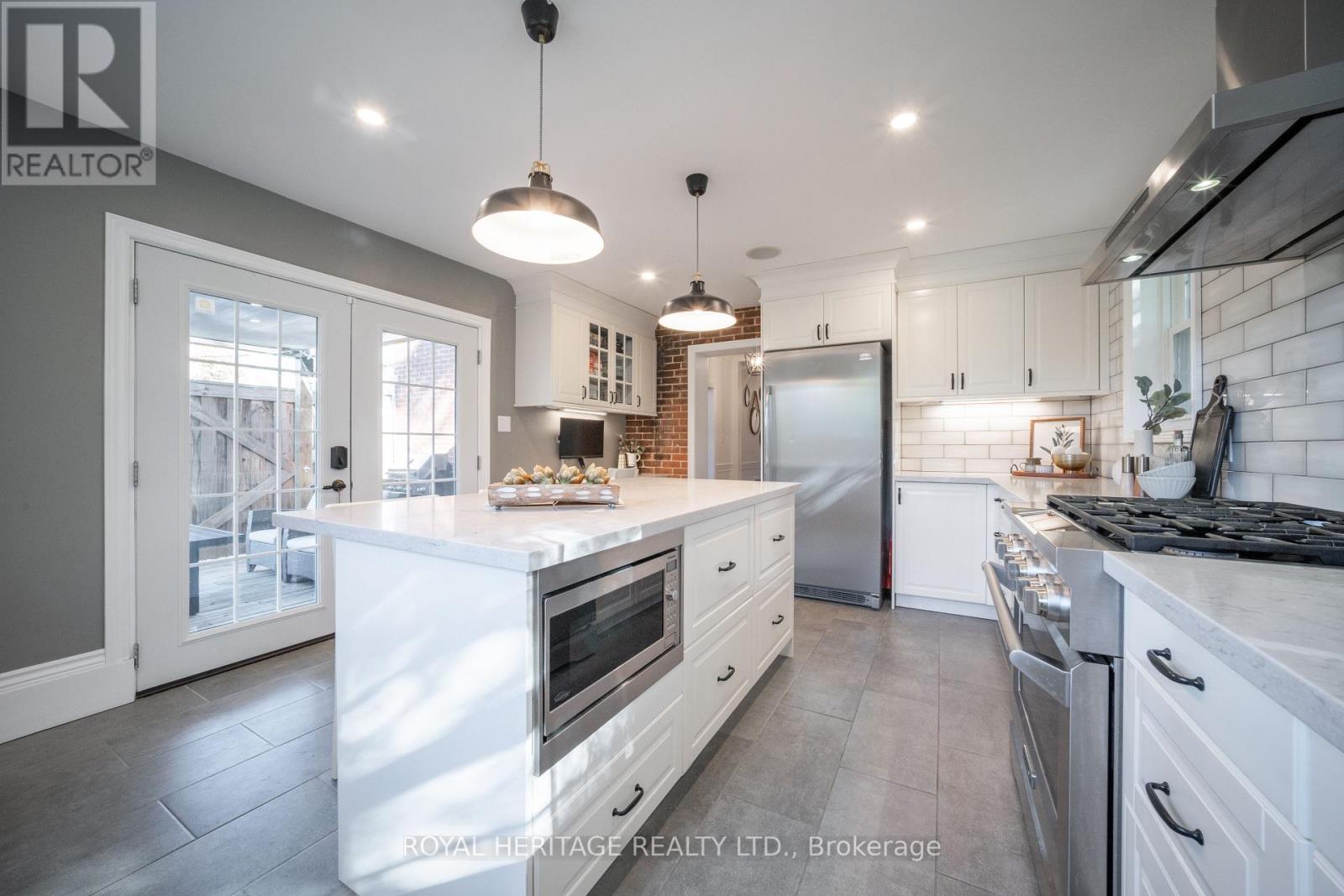 5258 Old Brock Road, Pickering, Ontario  L1Y 1A1 - Photo 13 - E12486987