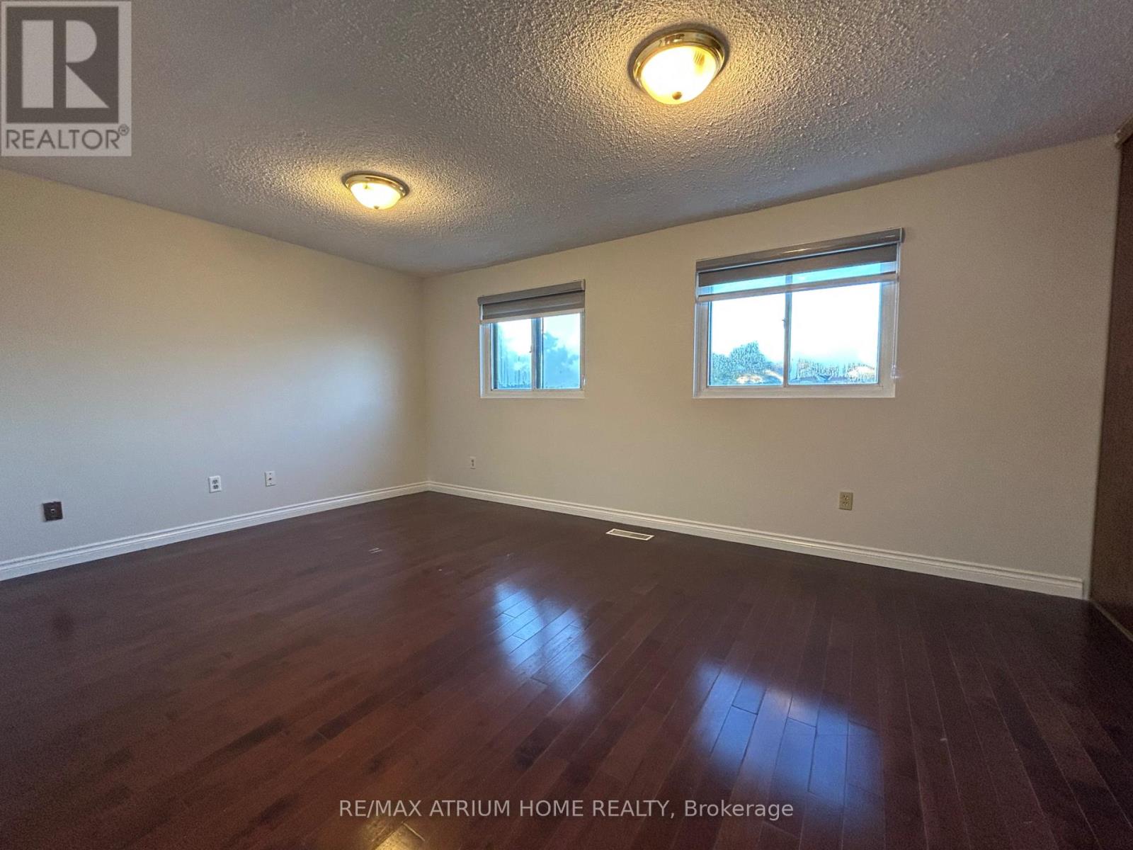 75 Mccool Court, Toronto, Ontario  M1V 2E3 - Photo 5 - E12487012