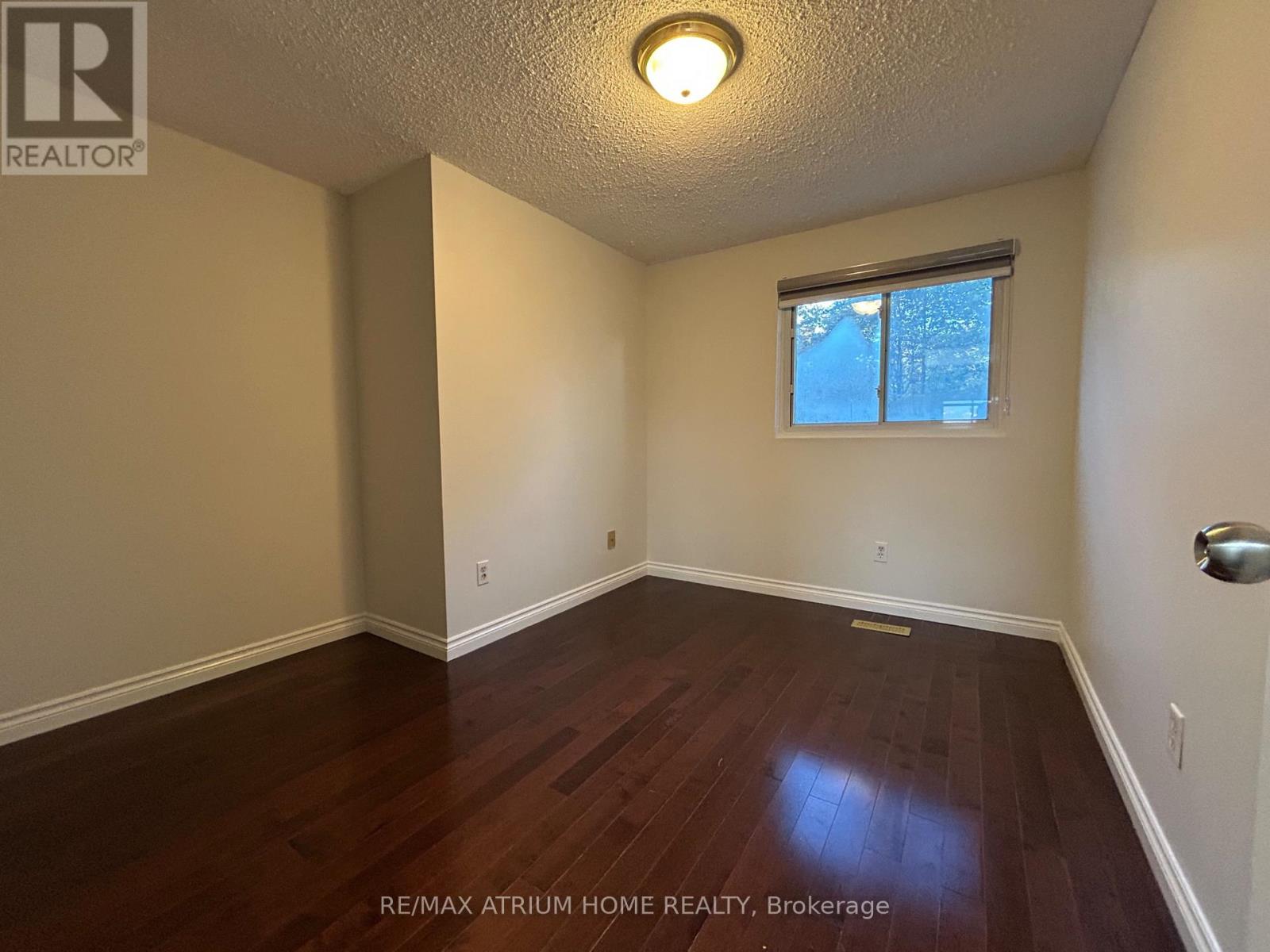 75 Mccool Court, Toronto, Ontario  M1V 2E3 - Photo 9 - E12487012