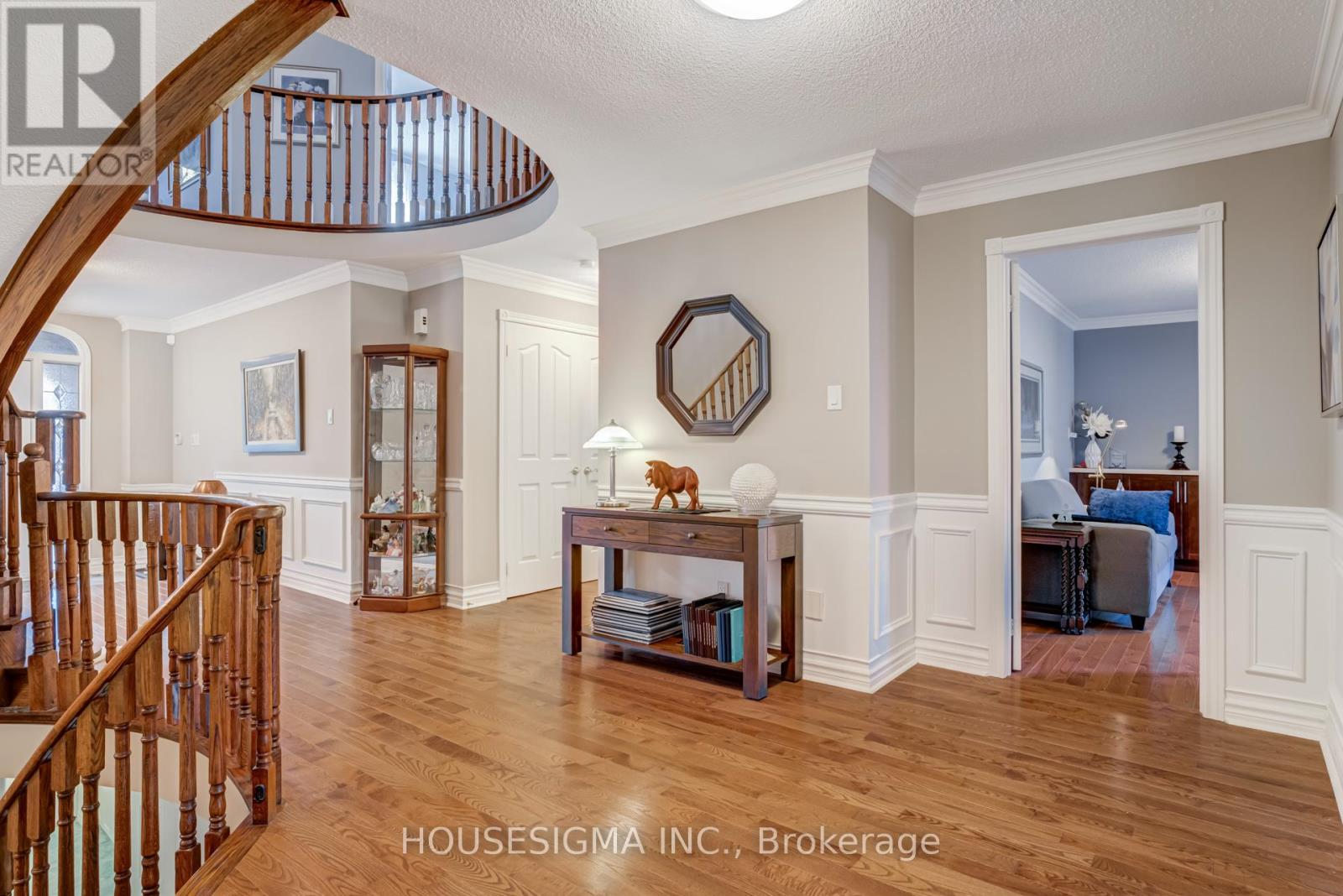 9 Montclair Road, Richmond Hill, Ontario  L4B 2T4 - Photo 12 - N12486991