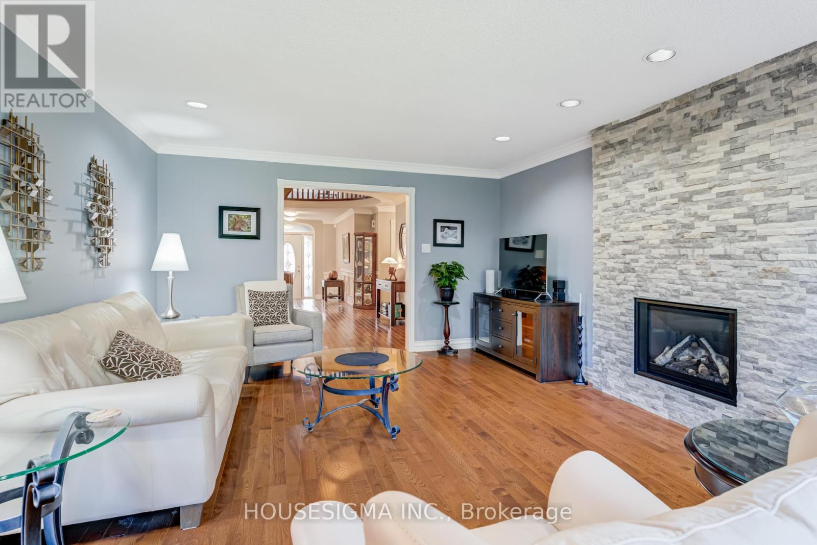 9 Montclair Road, Richmond Hill, Ontario  L4B 2T4 - Photo 19 - N12486991