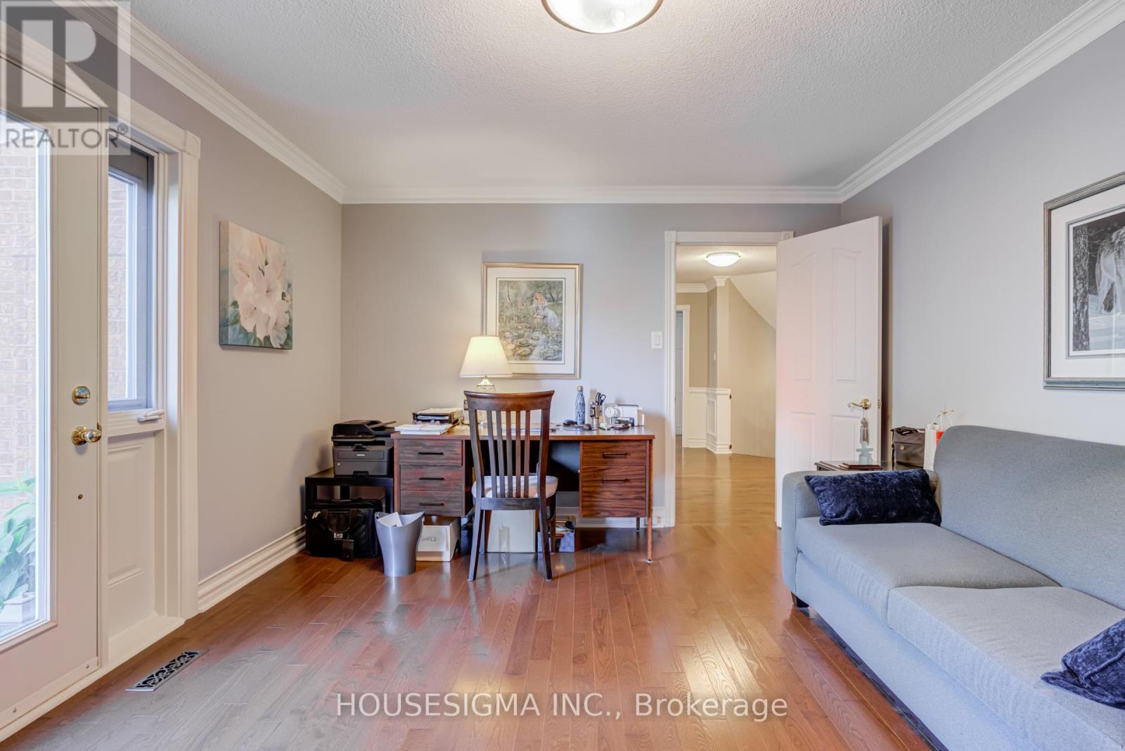 9 Montclair Road, Richmond Hill, Ontario  L4B 2T4 - Photo 22 - N12486991