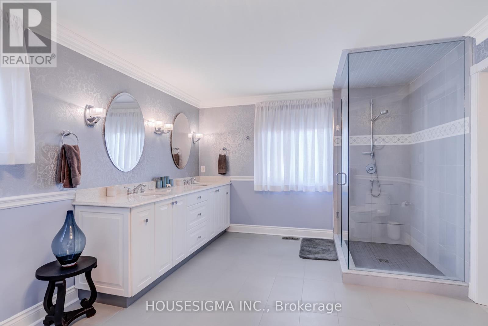 9 Montclair Road, Richmond Hill, Ontario  L4B 2T4 - Photo 33 - N12486991