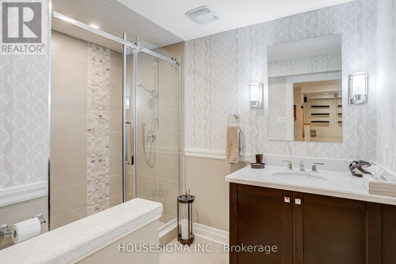 9 Montclair Road, Richmond Hill, Ontario  L4B 2T4 - Photo 44 - N12486991