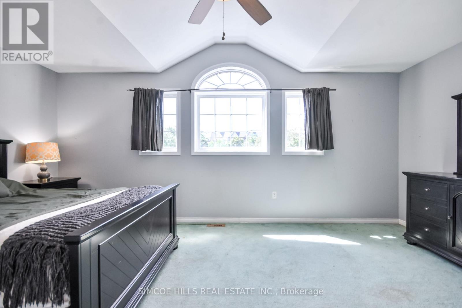 73 Vanessa Drive, Orillia, Ontario  L3V 7W9 - Photo 12 - S12486995