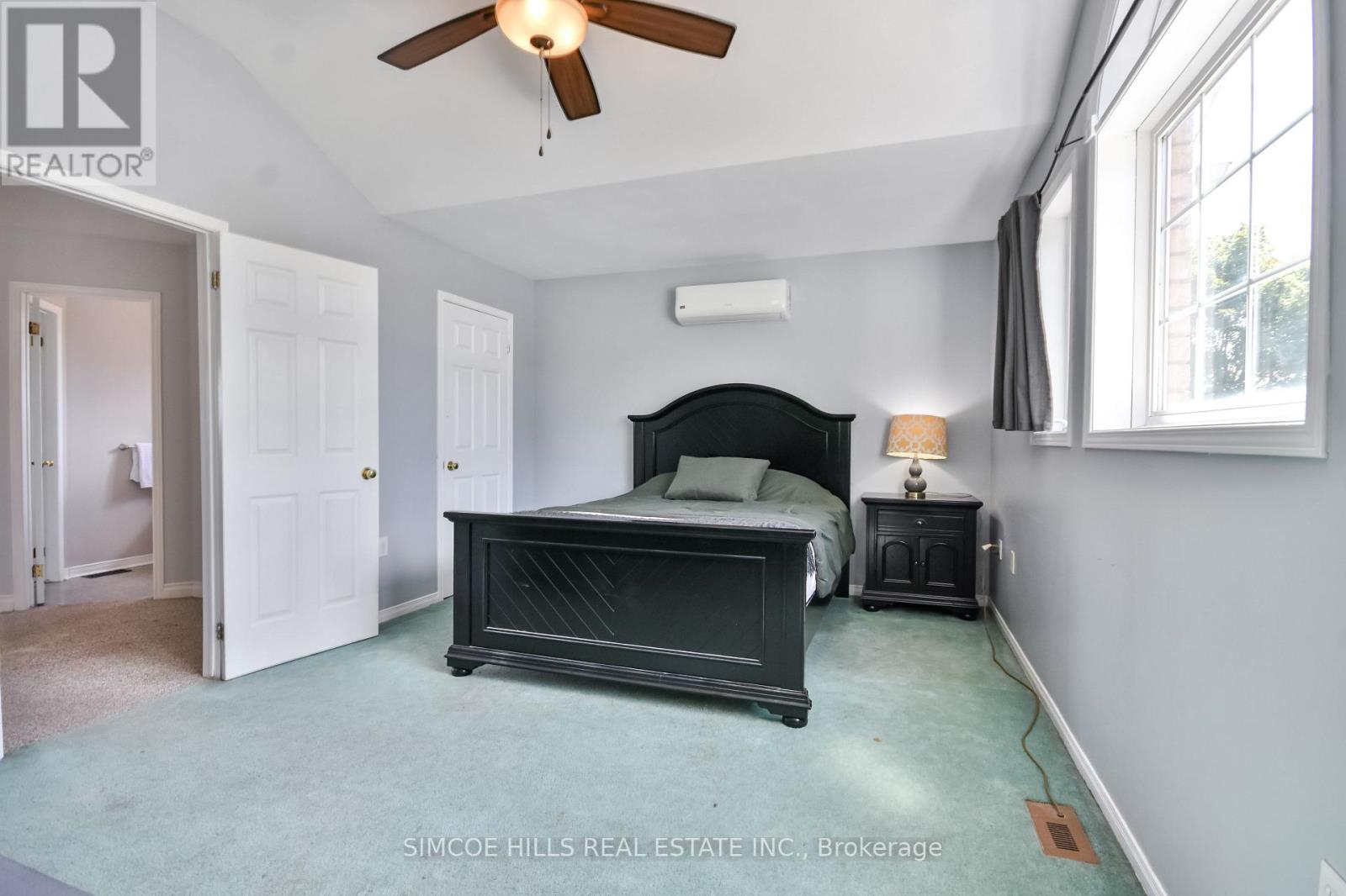 73 Vanessa Drive, Orillia, Ontario  L3V 7W9 - Photo 13 - S12486995